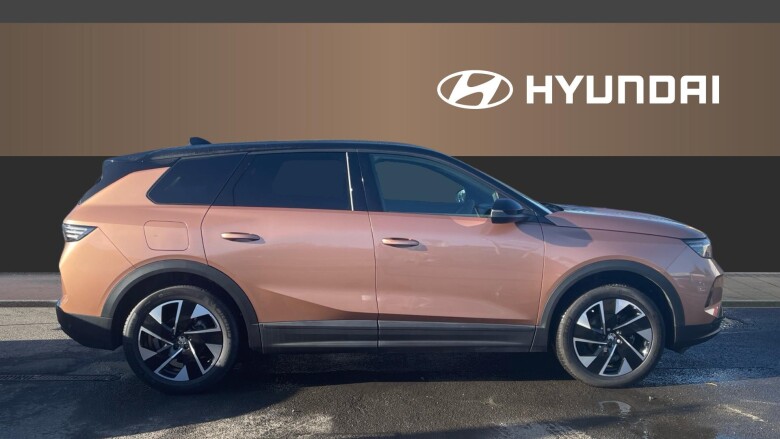 Vauxhall Grandland 1.2 Hybrid [136] GS 5dr e-DCT6 Petrol Hatchback